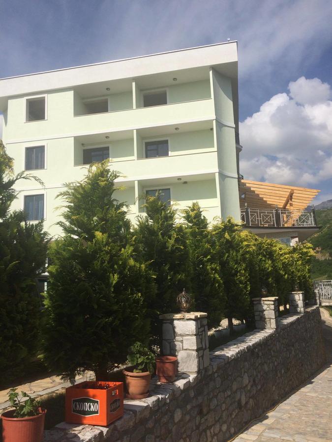Hotel Natyra E Qete Peshkopi Exterior foto